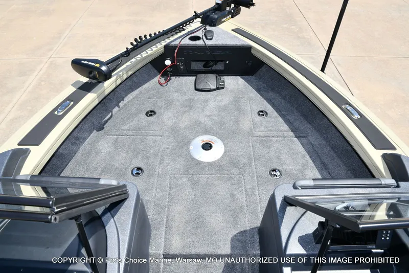 Slide: The Image of Tracker Targa V-19 WT 2026 - 11