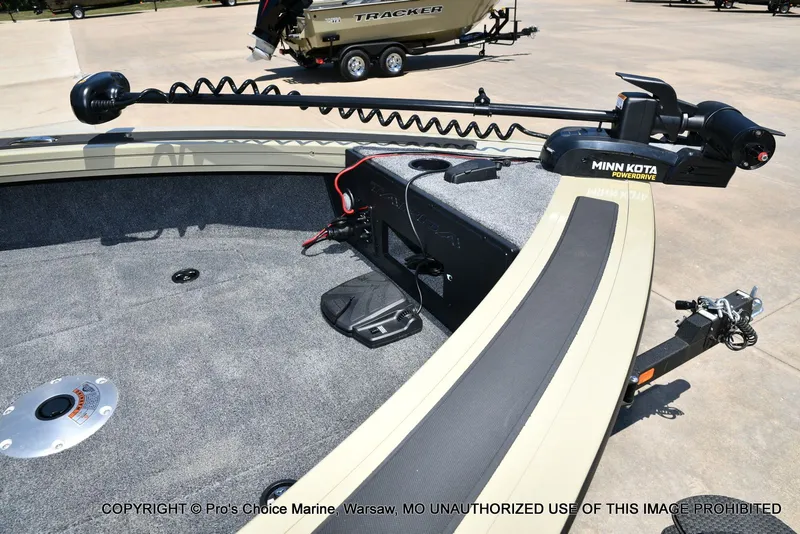 Slide: The Image of Tracker Targa V-19 WT 2026 - 28