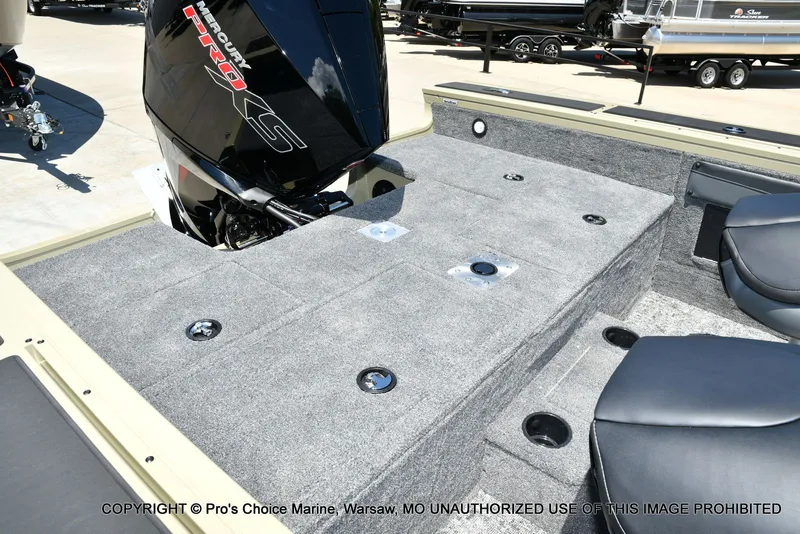 Slide: The Image of Tracker Targa V-19 WT 2026 - 29