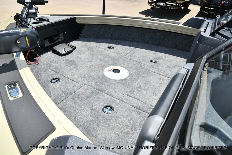 Slide: The Image of Tracker Targa V-19 WT 2026 - 34