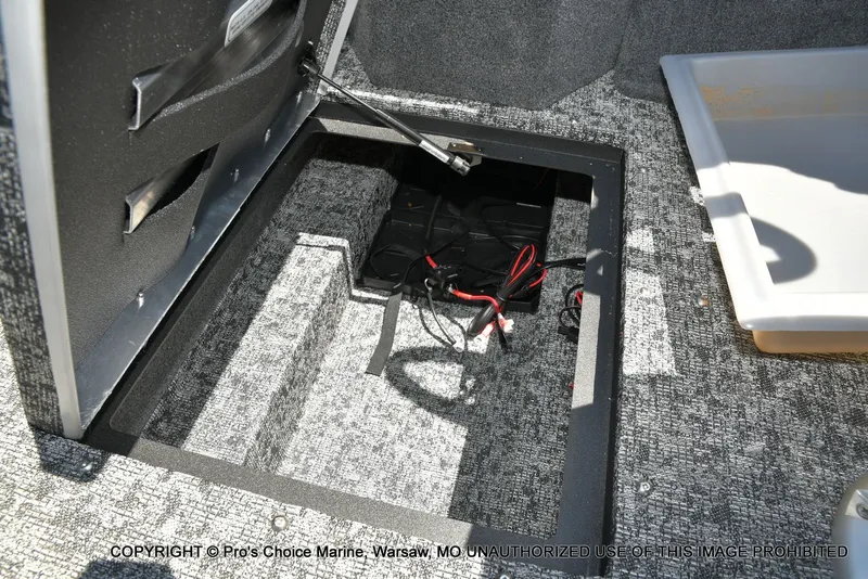 Slide: The Image of Tracker Targa V-19 WT 2026 - 47