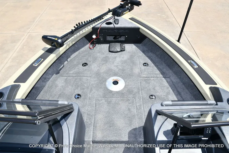 Slide: The Image of Tracker Targa V-19 WT 2026 - 51