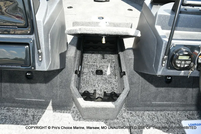 Slide: The Image of Tracker Targa V-19 WT 2026 - 52