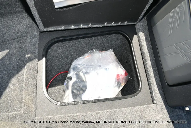 Slide: The Image of Tracker Targa V-19 WT 2026 - 60