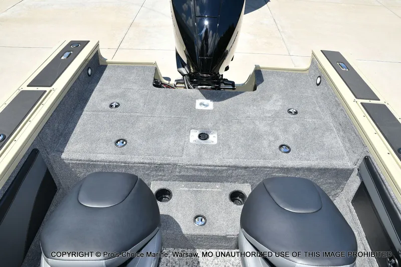 Slide: The Image of Tracker Targa V-19 WT 2026 - 66