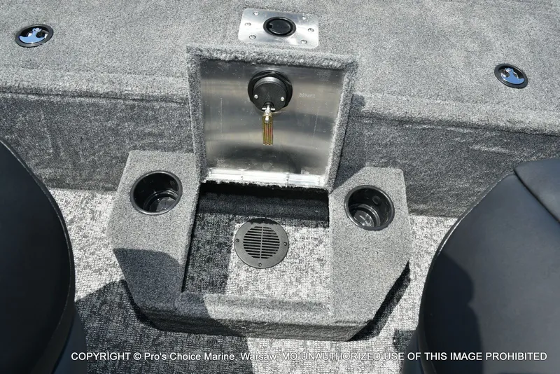 Slide: The Image of Tracker Targa V-19 WT 2026 - 68