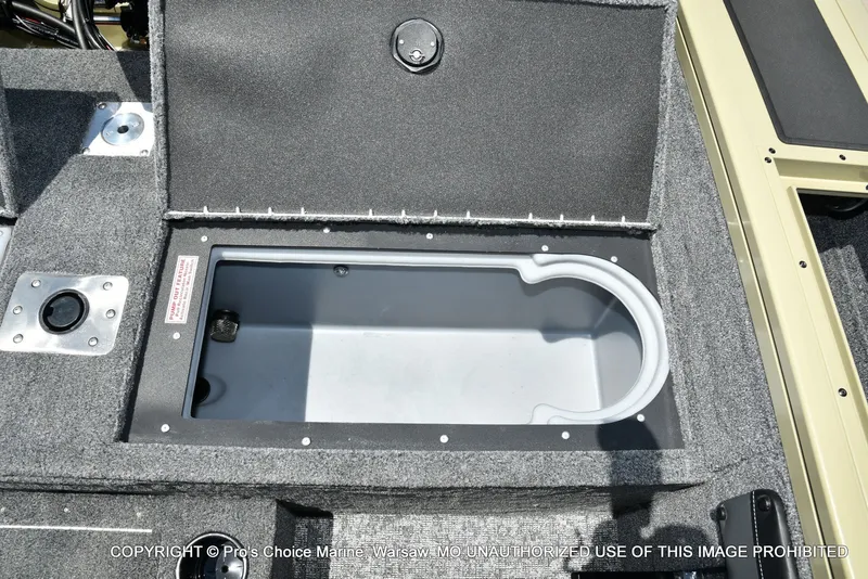 Slide: The Image of Tracker Targa V-19 WT 2026 - 71