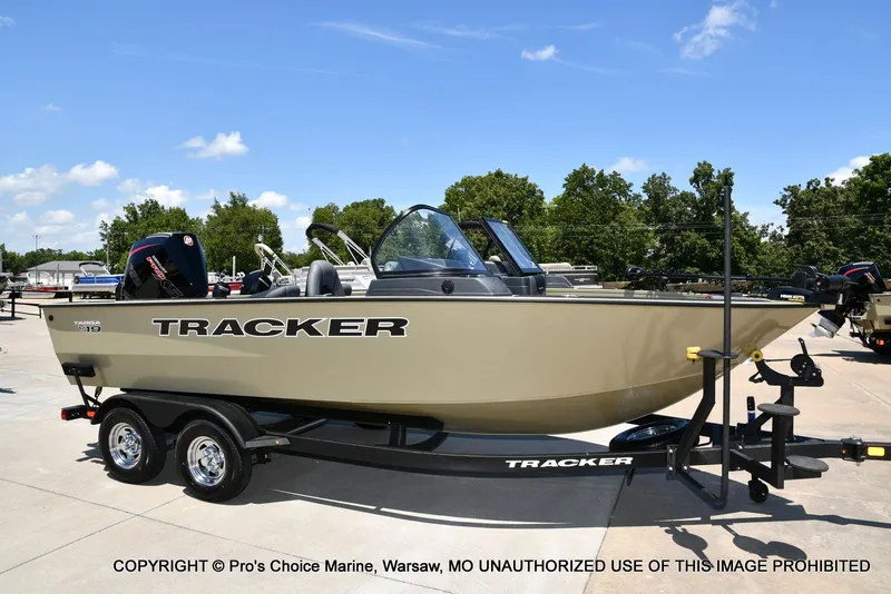 Slide: The Image of Tracker Targa V-19 WT 2026 - 86