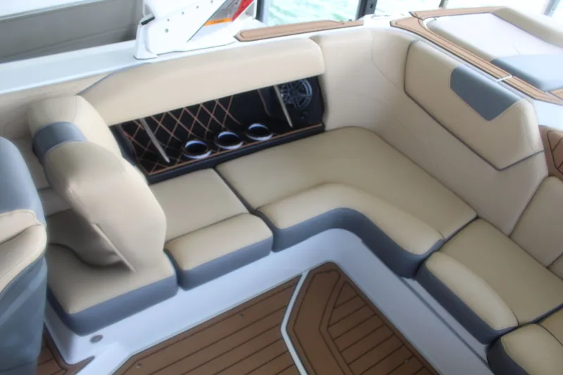 Slide: The Image of Nautique Super Air Nautique GS22 2019 - 12