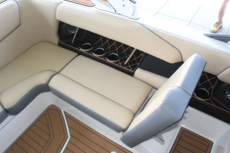 Slide: The Image of Nautique Super Air Nautique GS22 2019 - 14