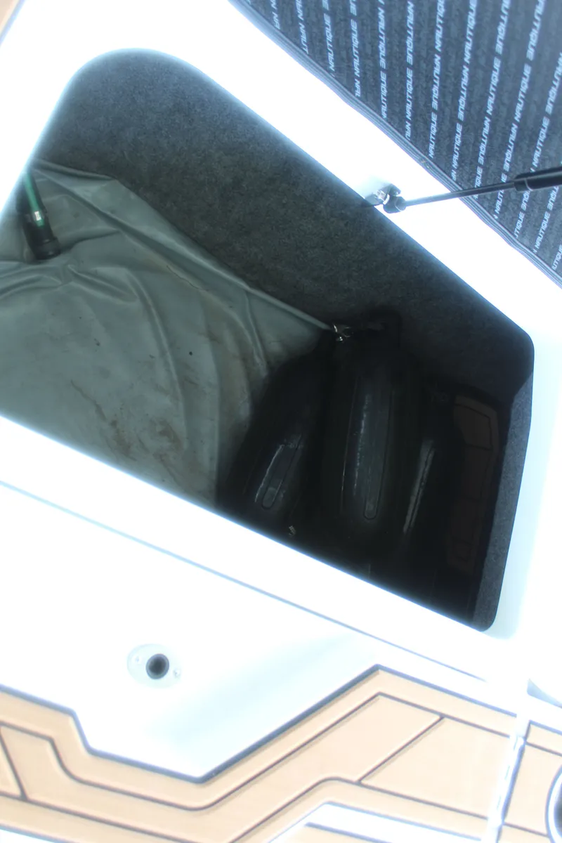 Slide: The Image of Nautique Super Air Nautique GS22 2019 - 26