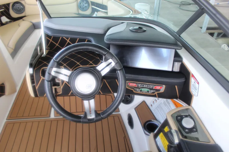 Slide: The Image of Nautique Super Air Nautique GS22 2019 - 7