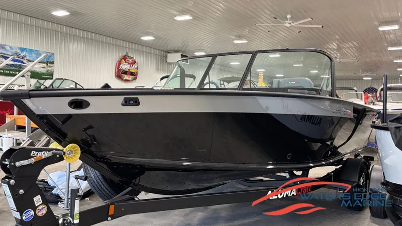 The Image of Alumacraft Competitor 175X Sport LUXURY 2026 - 1