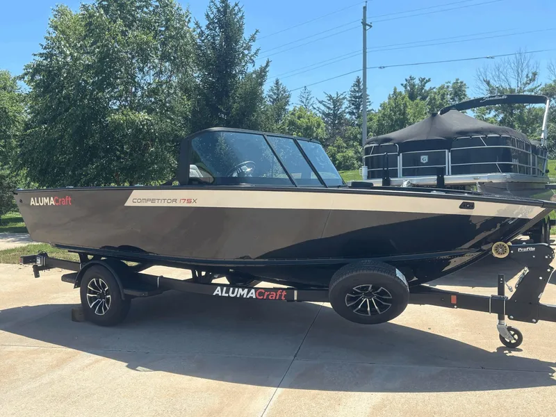 Slide: The Image of Alumacraft Competitor 175X Sport 2026 - 7