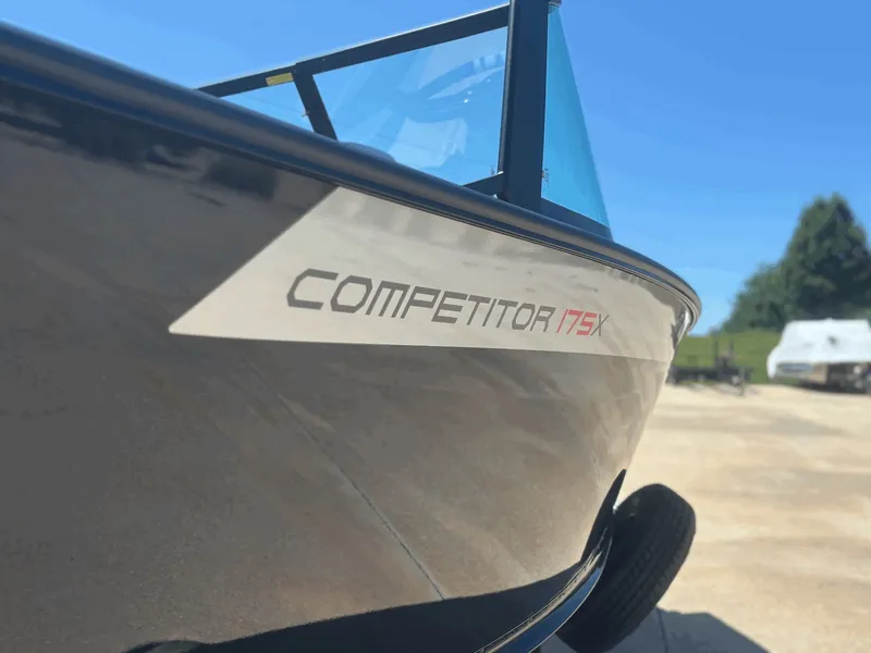 Slide: The Image of Alumacraft Competitor 175X Sport 2026 - 9