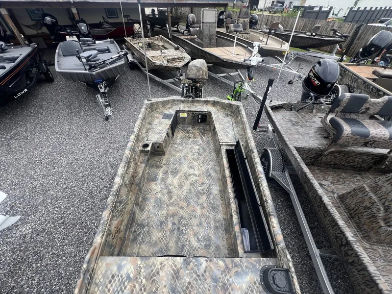 Slide: The Image of Excel Viper F4 1751 VIPER ALUMINUM TRAILER 2026 - 6