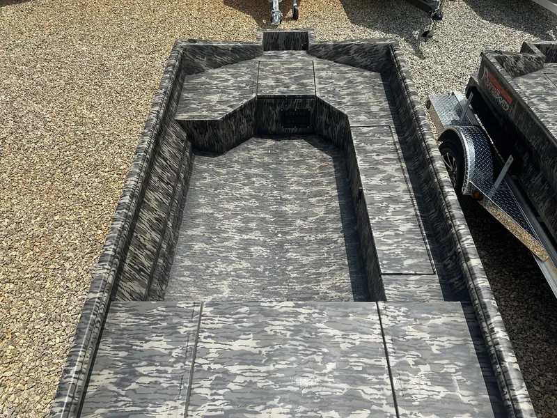 Slide: The Image of Reaper Boats 756 STEP TRANSOM 2026 - 10