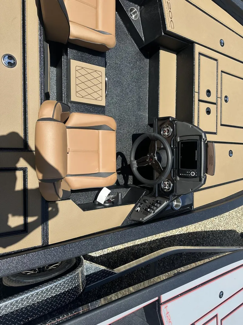 Slide: The Image of Xpress H20C Crappie 2026 - 11