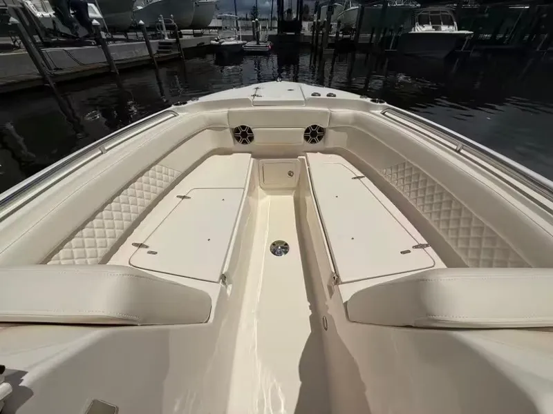 Slide: The Image of Grady-White Freedom 275 2026 - 13