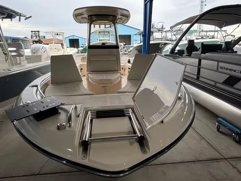 Slide: The Image of Grady-White 251 Coastal Explorer 2026 - 8