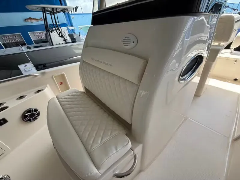 Slide: The Image of Grady-White 251 Coastal Explorer 2026 - 9