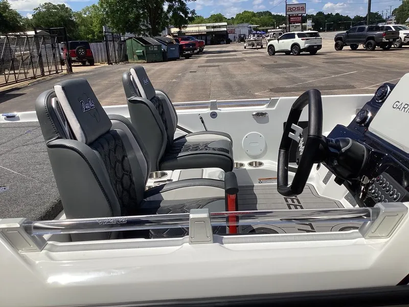 Slide: The Image of Bass Cat Cougar SP 2026 - 20