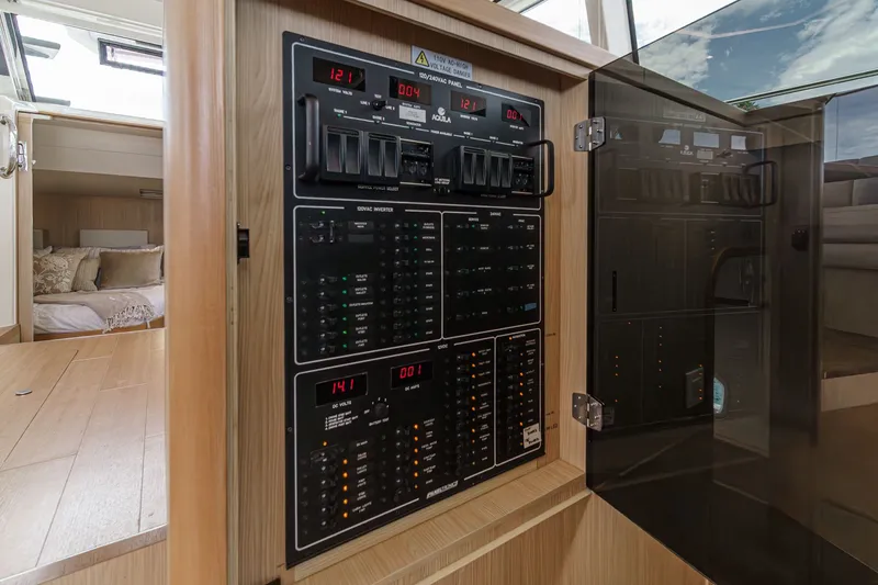 Slide: The Image of Aquila 44 2018 - 37