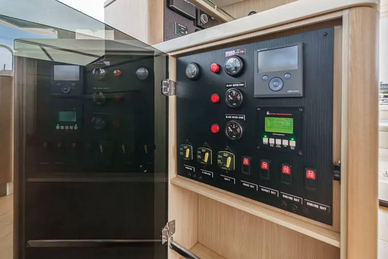 Slide: The Image of Aquila 44 2018 - 38