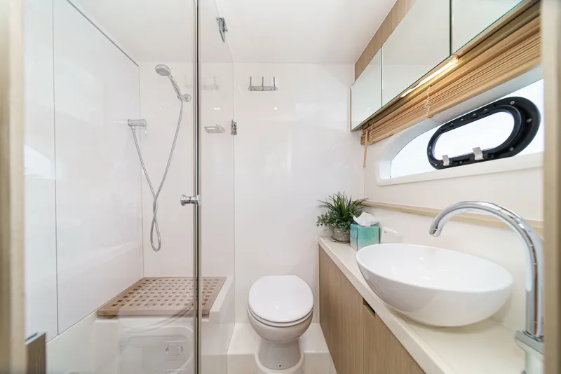 Slide: The Image of Aquila 44 2018 - 52