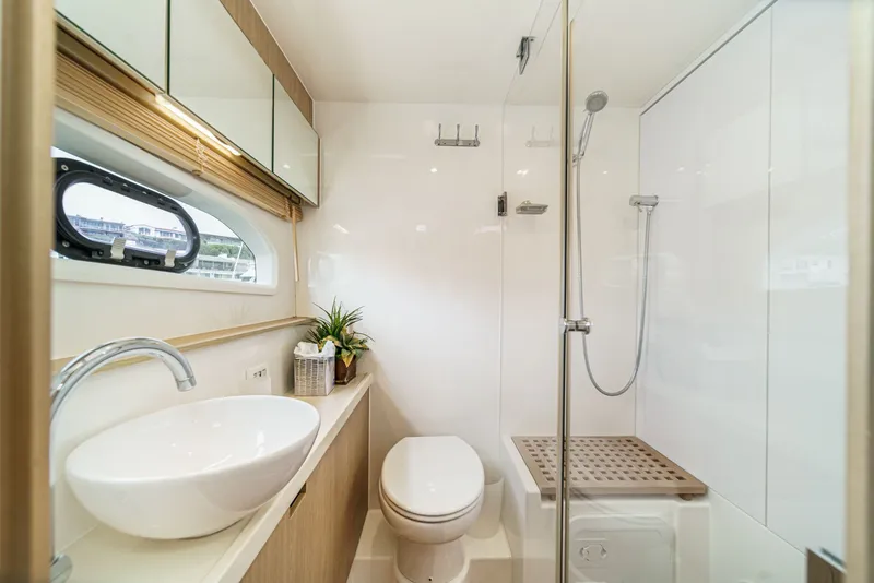 Slide: The Image of Aquila 44 2018 - 58