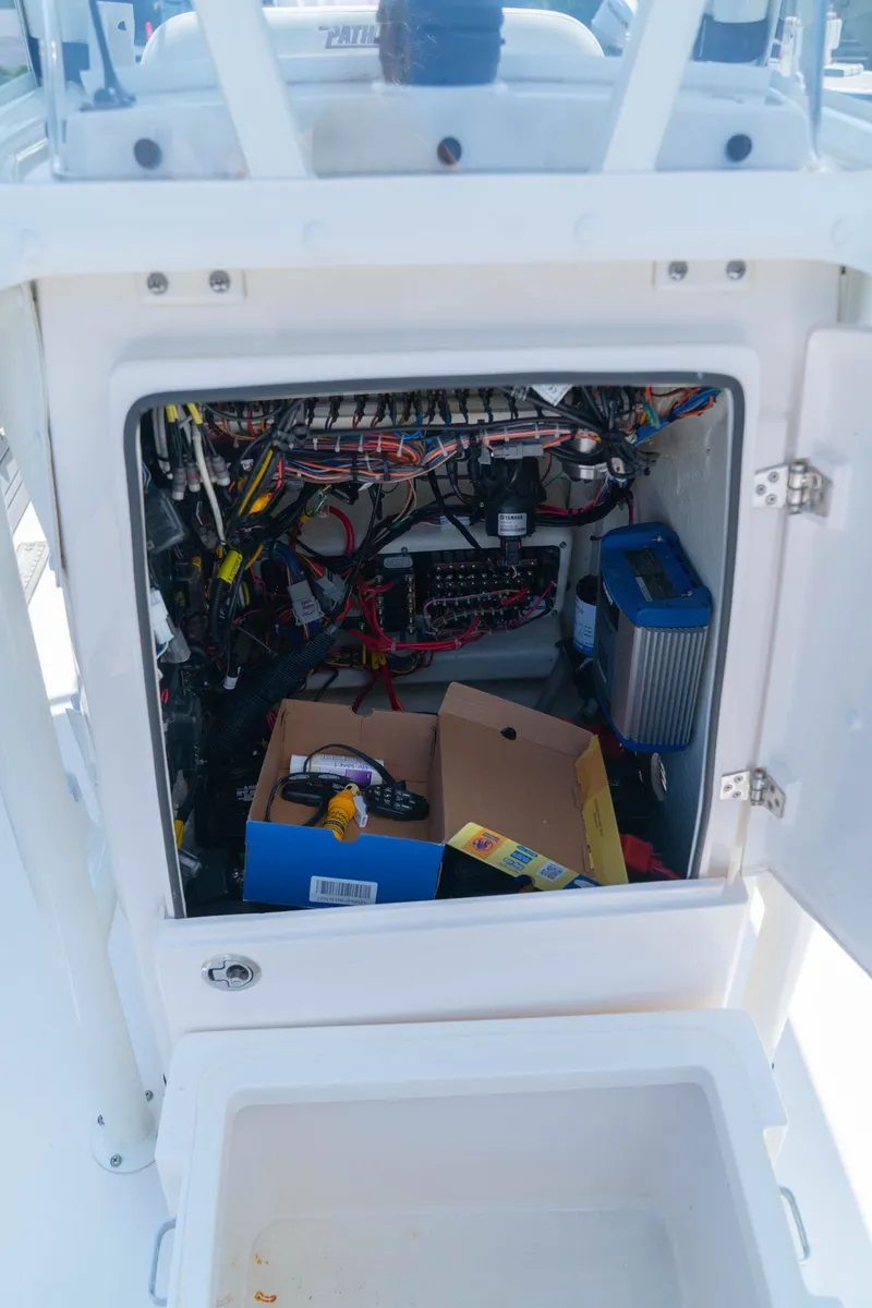 Slide: The Image of Pathfinder 2400 TRS 2022 - 18