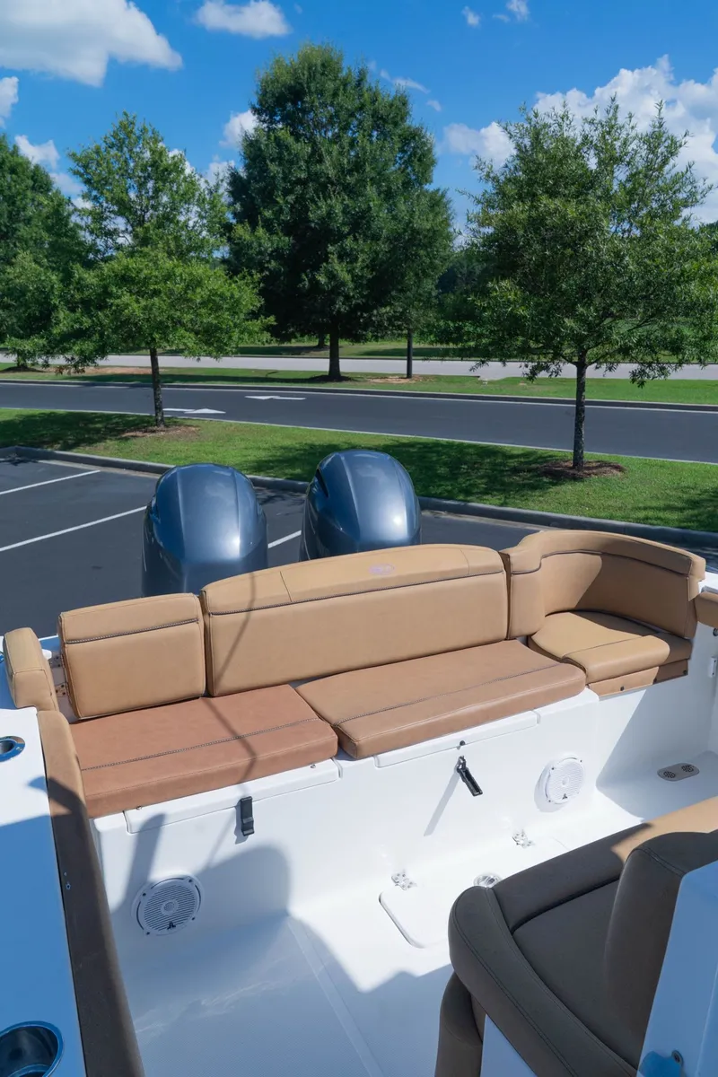 Slide: The Image of Sea Hunt Ultra 275 SE 2019 - 10