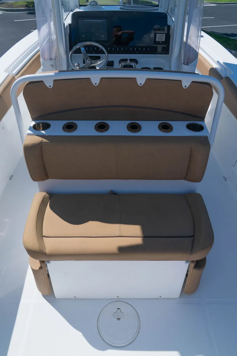 Slide: The Image of Sea Hunt Ultra 275 SE 2019 - 11