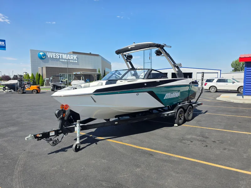 Slide: The Image of Malibu Wakesetter 22 LSV 2020 - 5