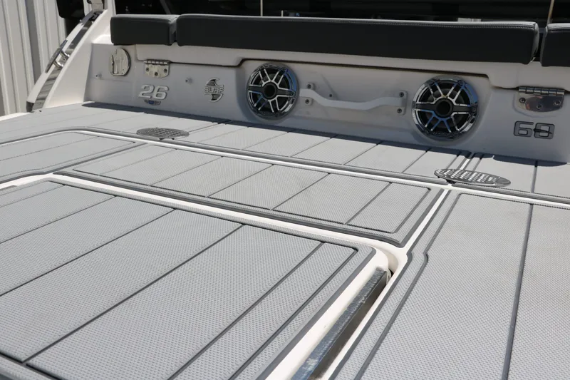 Slide: The Image of Chaparral 26 Surf 2025 - 12