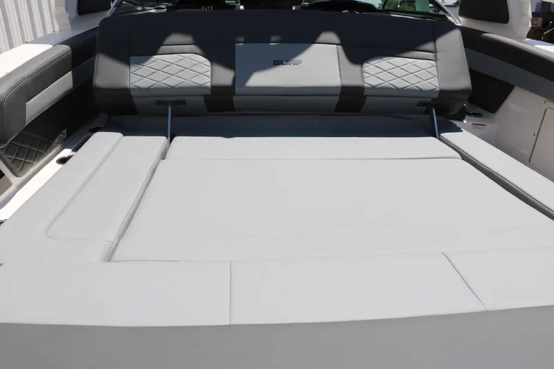 Slide: The Image of Chaparral 26 Surf 2025 - 38