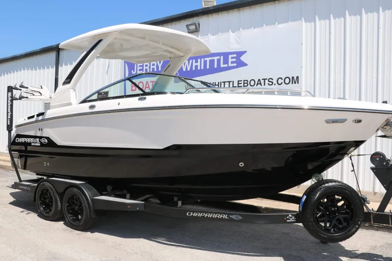 Slide: The Image of Chaparral 26 Surf 2025 - 4