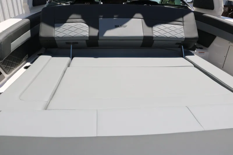 Slide: The Image of Chaparral 26 Surf 2025 - 38