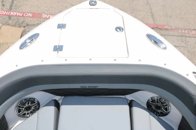 Slide: The Image of Chaparral 26 Surf 2025 - 21