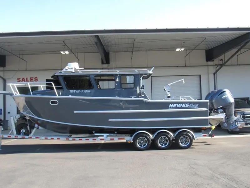 Slide: The Image of Hewescraft 270 Pacific Explorer 2026 - 2