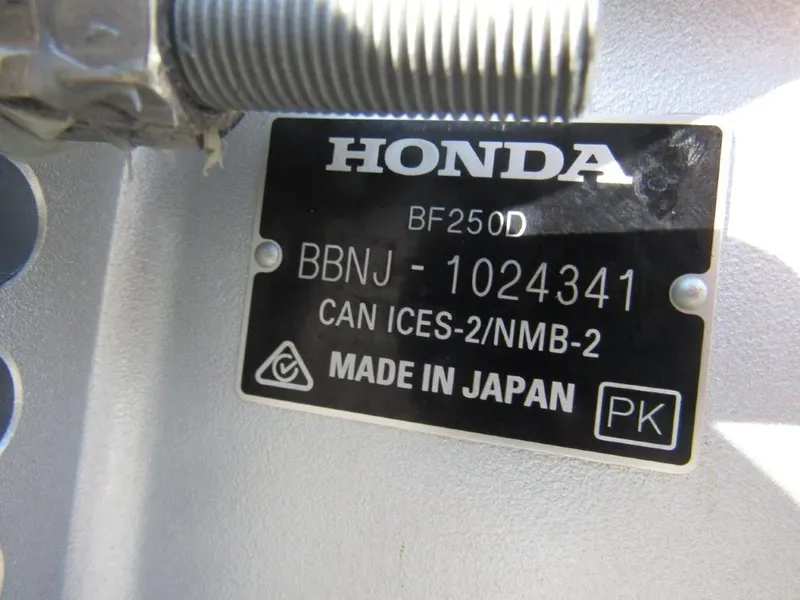 Slide: The Image of Hewescraft 240 Ocean Pro HT 2025 - 20