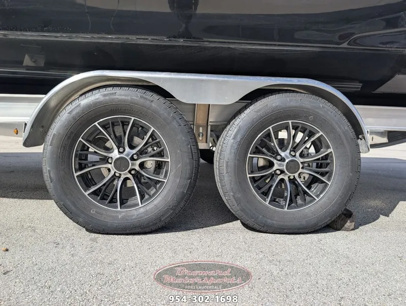 Slide: The Image of Scarab 255 Open LX 2026 - 11