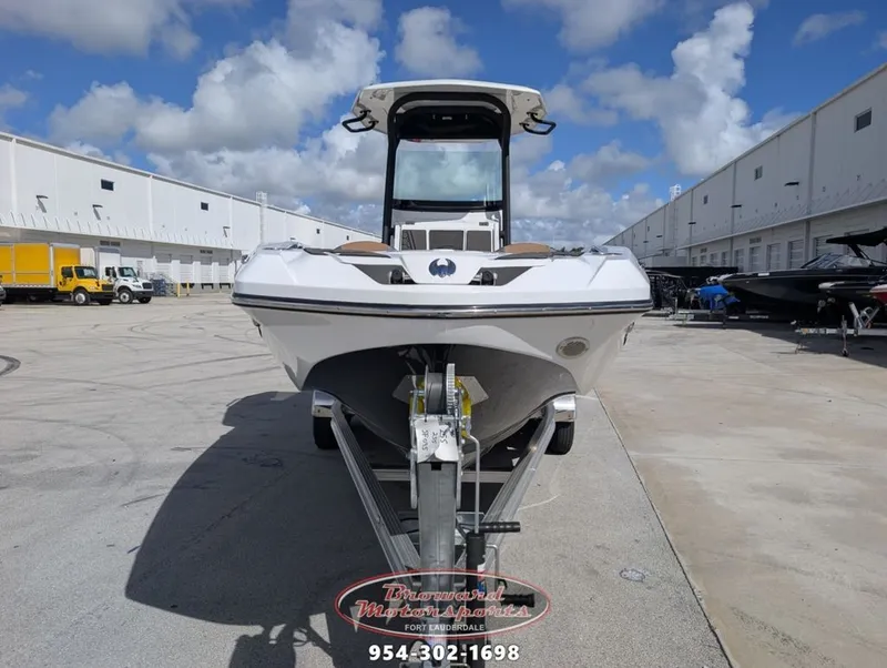 Slide: The Image of Scarab 255 Open LX 2026 - 6