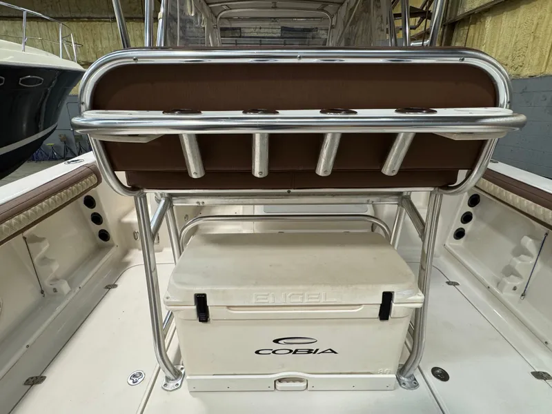 Slide: The Image of Cobia 312 Sport Cabin 2007 - 19