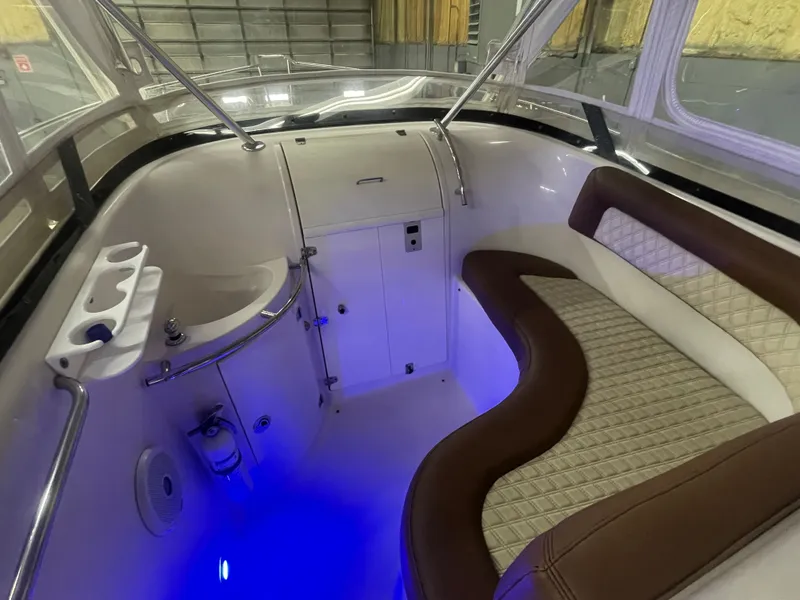 Slide: The Image of Cobia 312 Sport Cabin 2007 - 27