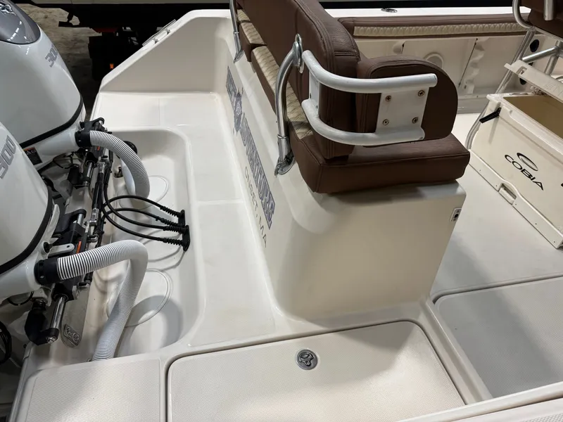 Slide: The Image of Cobia 312 Sport Cabin 2007 - 32
