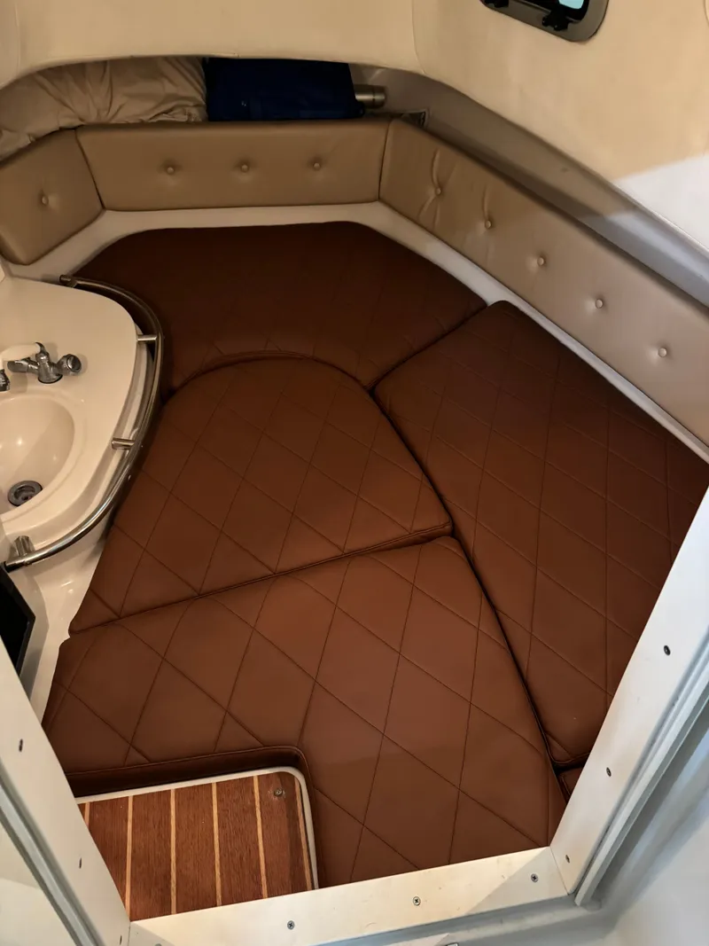 Slide: The Image of Cobia 312 Sport Cabin 2007 - 40