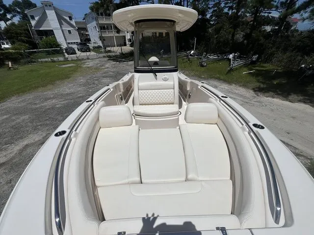 Slide: The Image of Grady-White Fisherman 236 2026 - 7