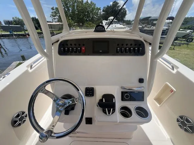 Slide: The Image of Grady-White Fisherman 236 2026 - 9