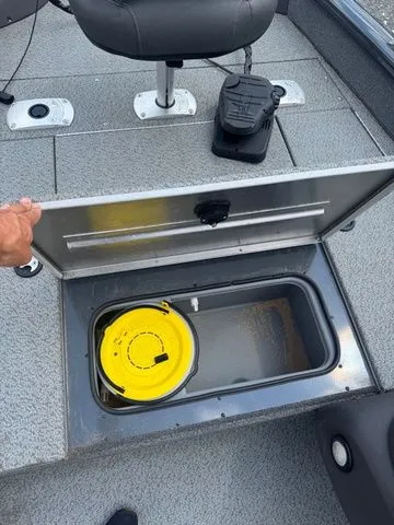 Slide: The Image of Tracker Pro Team 175 2019 - 11